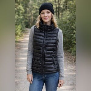 Gap Puffer Jacket Women’s Size M Black Lightweight Packable Down Filled Warm Y2K